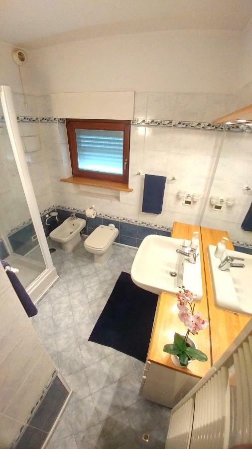 Terrace22 - Delizioso Attico Ben Collegato Apartamento *