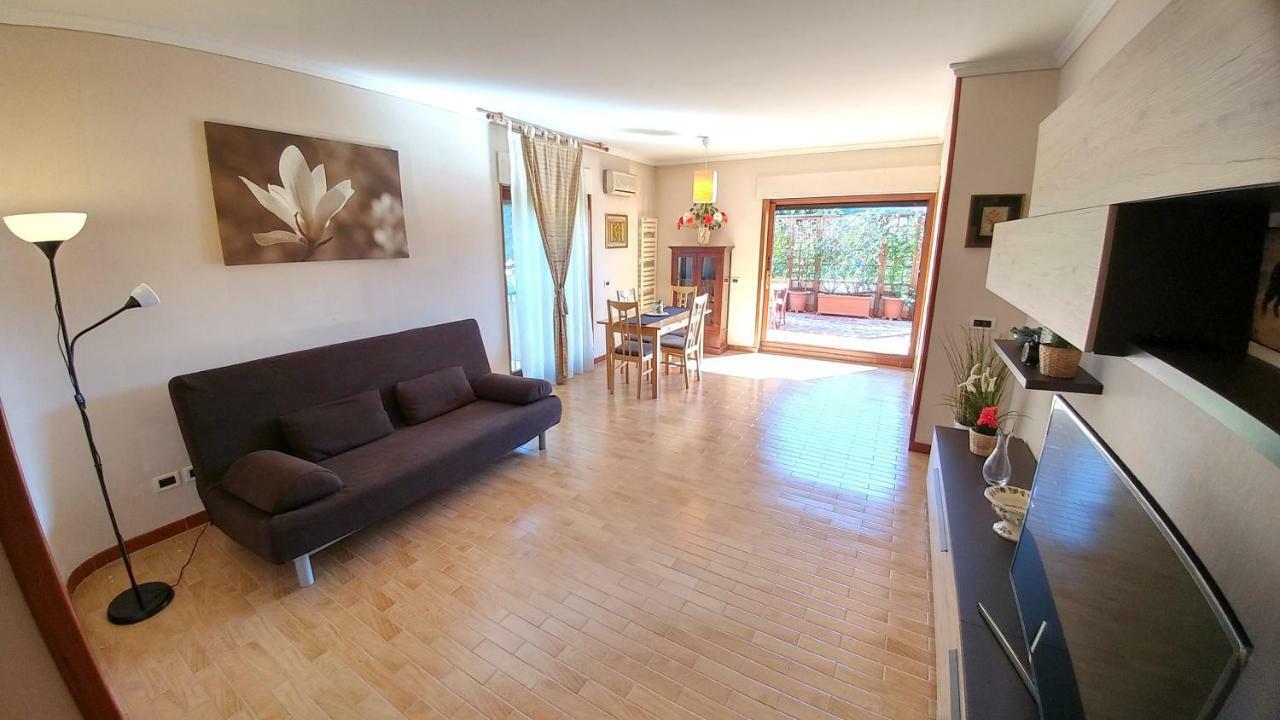 Terrace22 - Delizioso Attico Ben Collegato Apartamento *