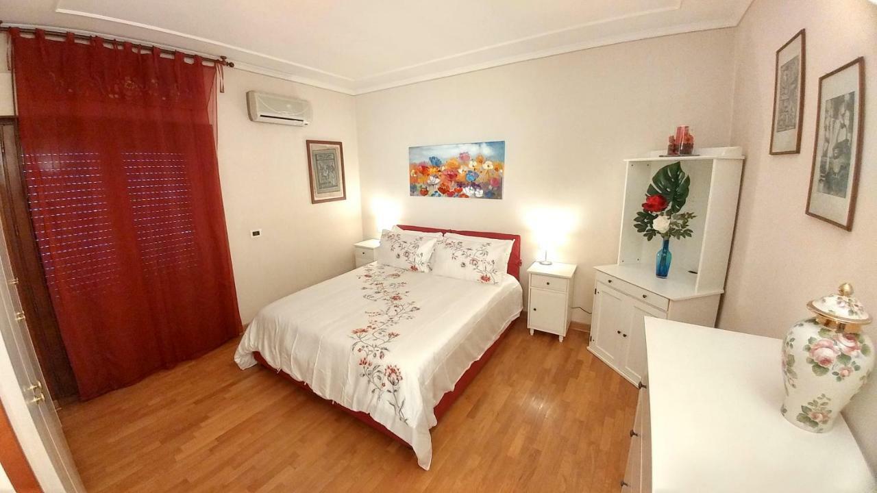 Terrace22 - Delizioso Attico Ben Collegato Apartamento *