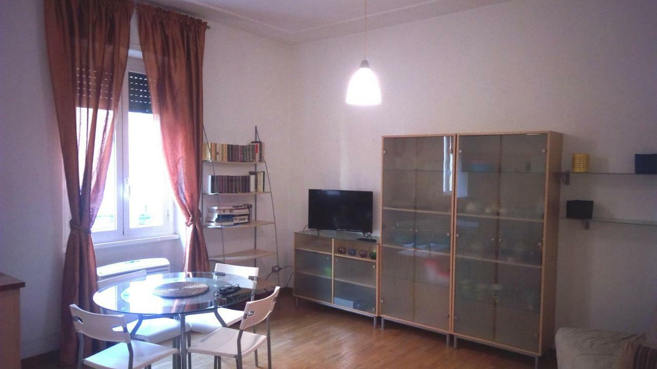 Apartment Appartamento Roma *
