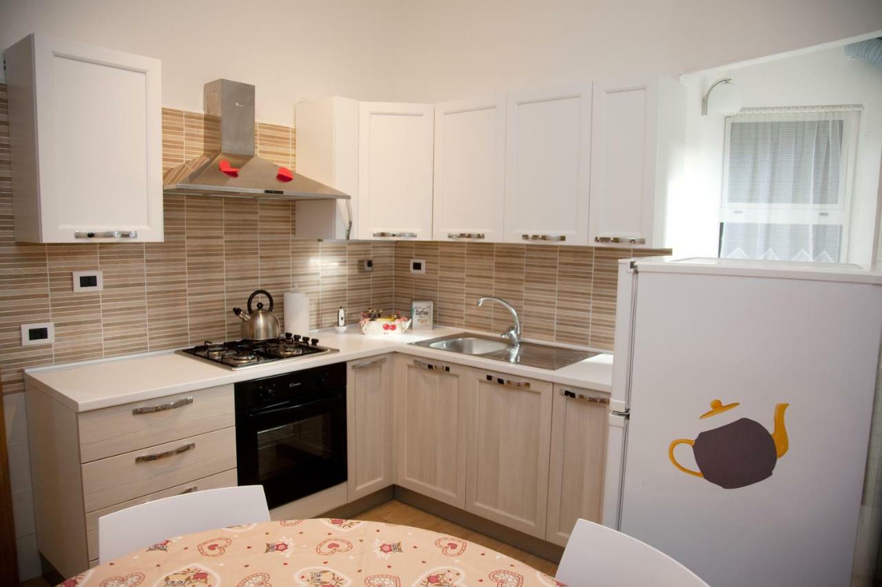 Accogliente Al Colosseo Apartment *