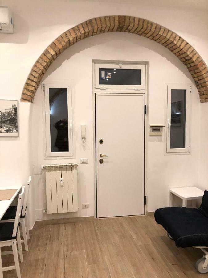 San Lorenzo University Flat Leilighet