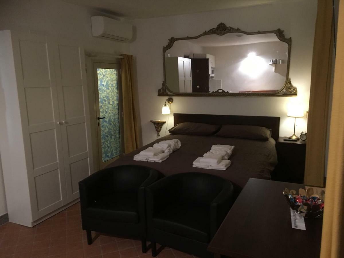 Apartamento M9 Pantheon Attic 10