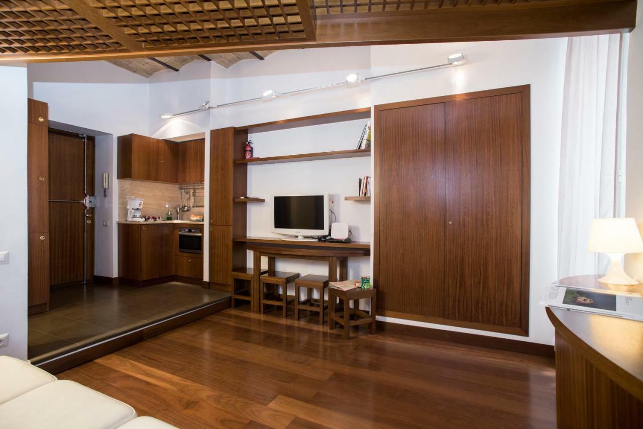 Trevi Fountain - Lovely Loft Apartamento