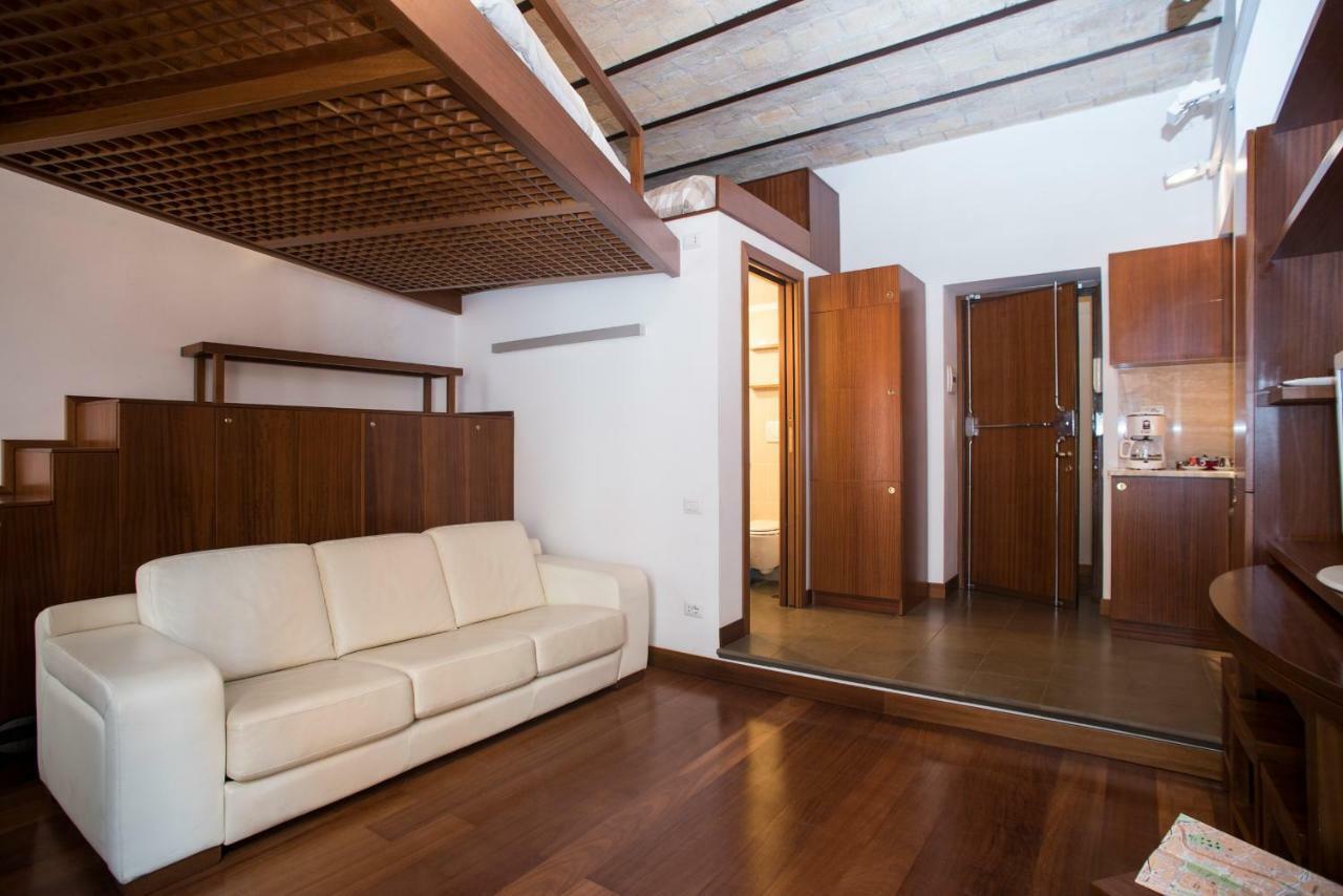 Trevi Fountain - Lovely Loft *