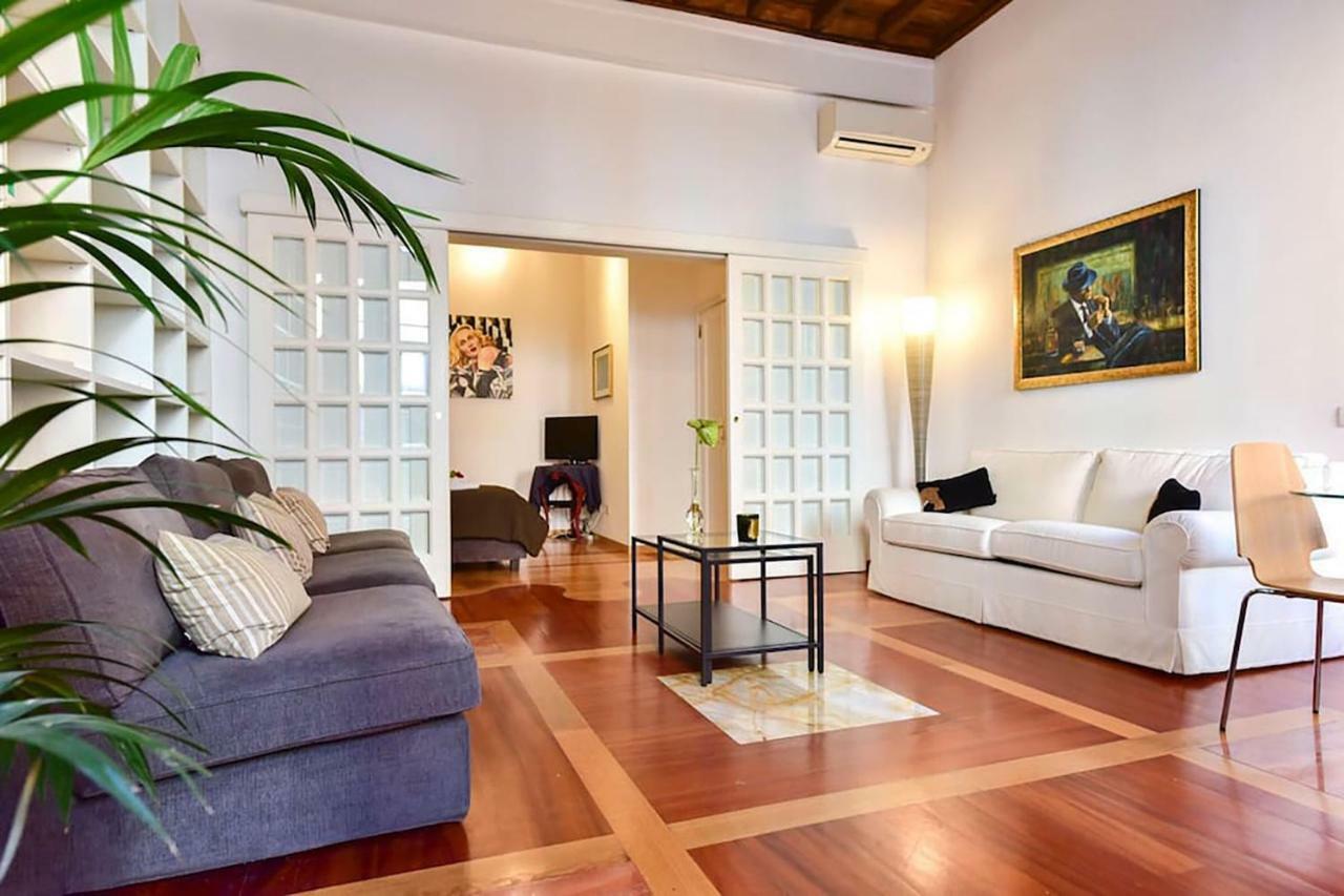 Babuino Flat * Rome