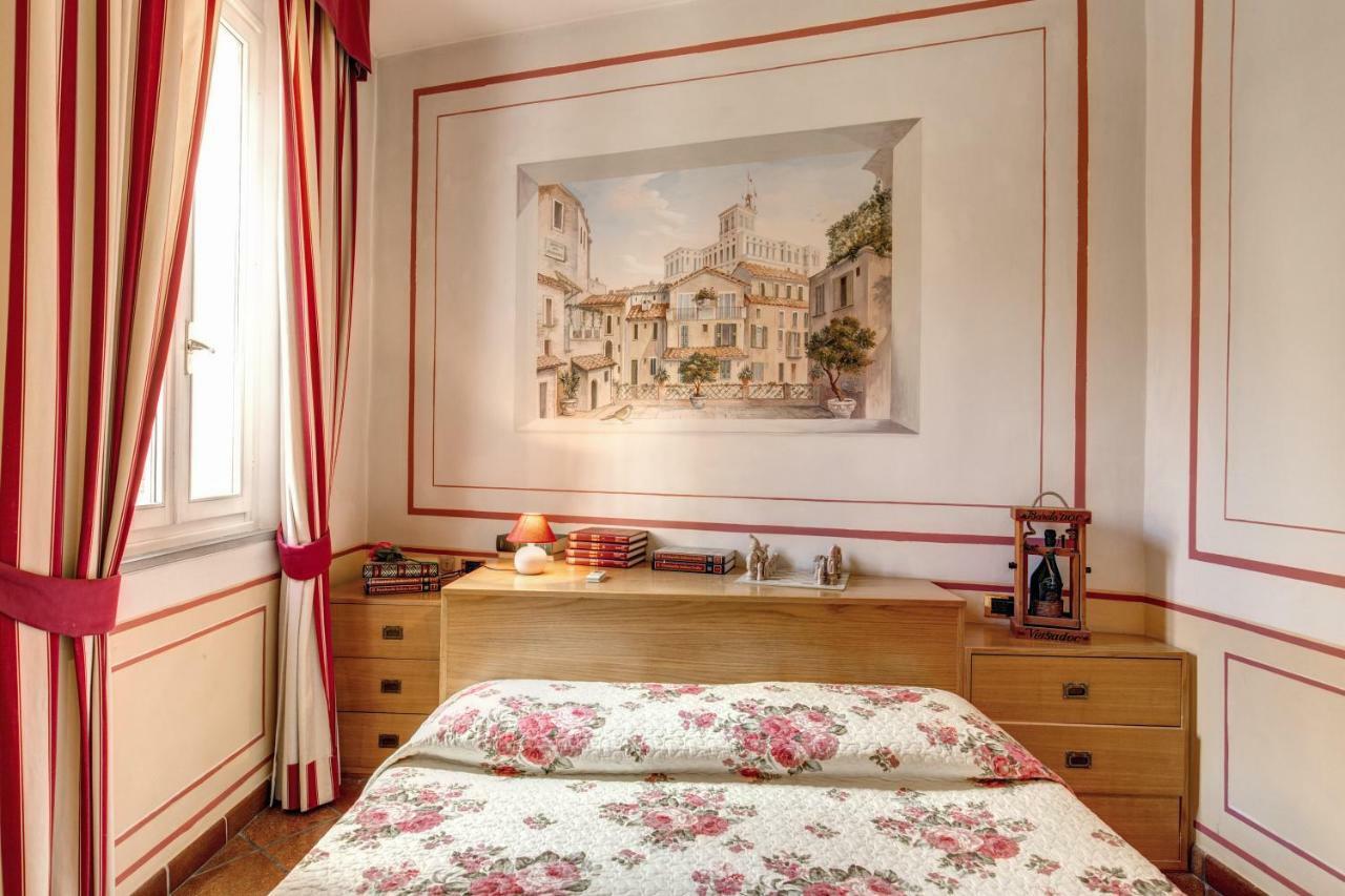 Lovely Flat By The Trevi Fountain Apartamento *