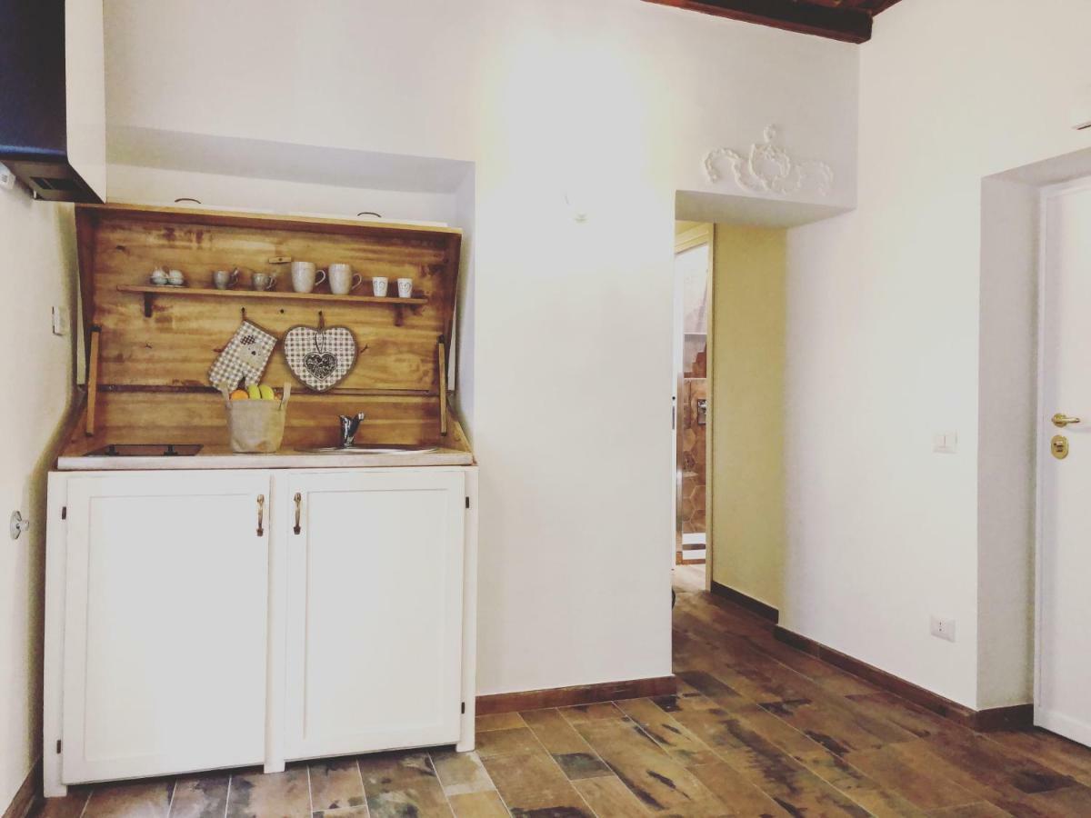 Apartment Del Vicolo Rome