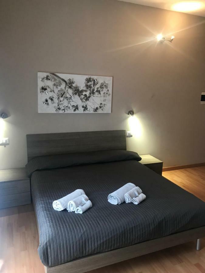 14 Bed and breakfast