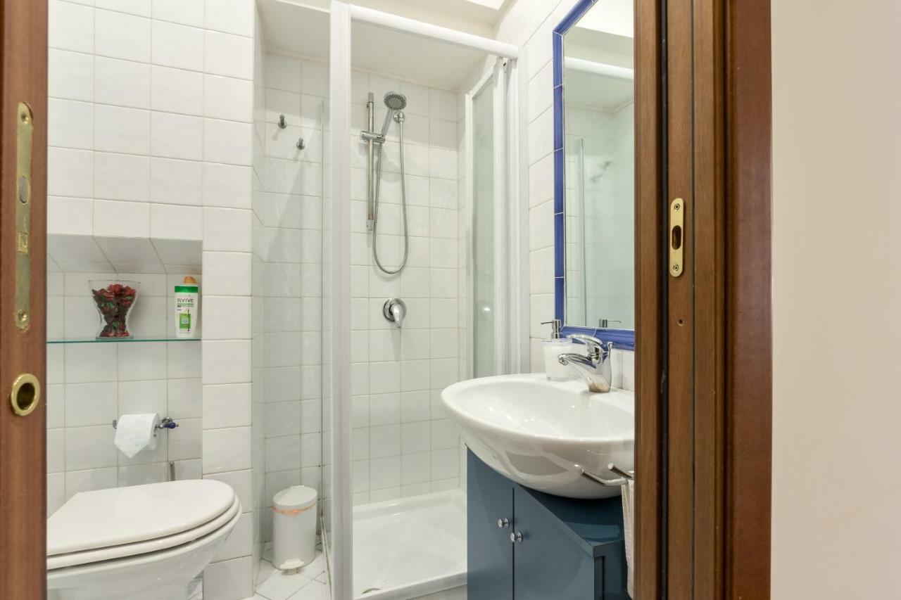 Feriehus Enchanting Loft In Trastevere Roma