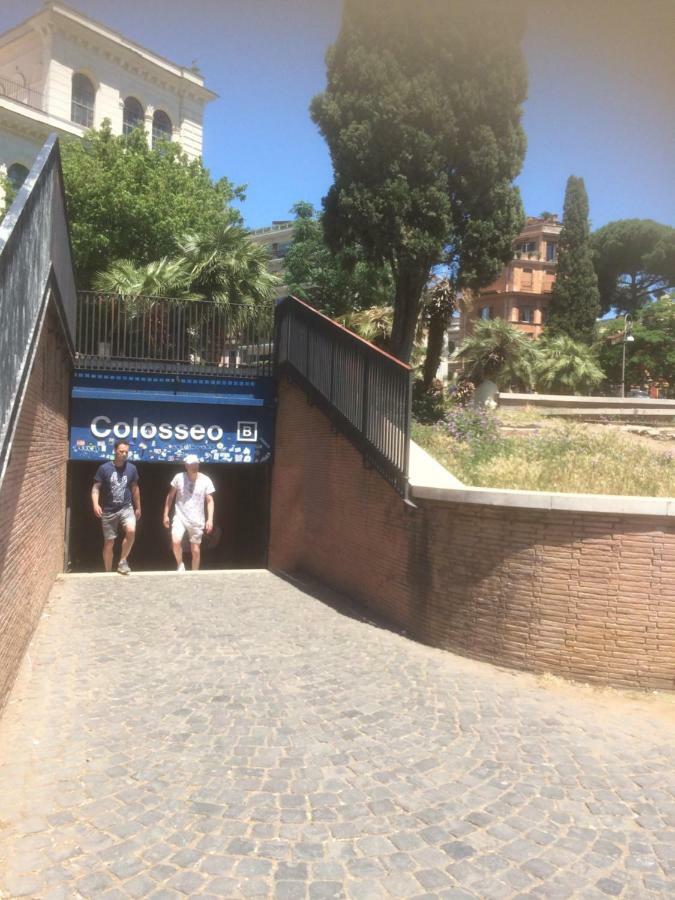 Casa Colosseo Whole Da Pamino & Priscilla * Rom