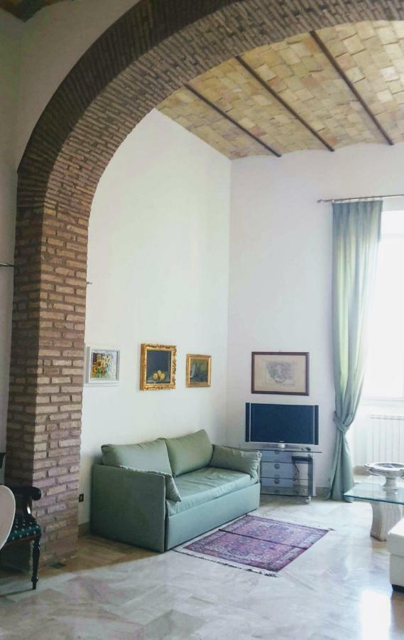 Foro Romano Luxury 2