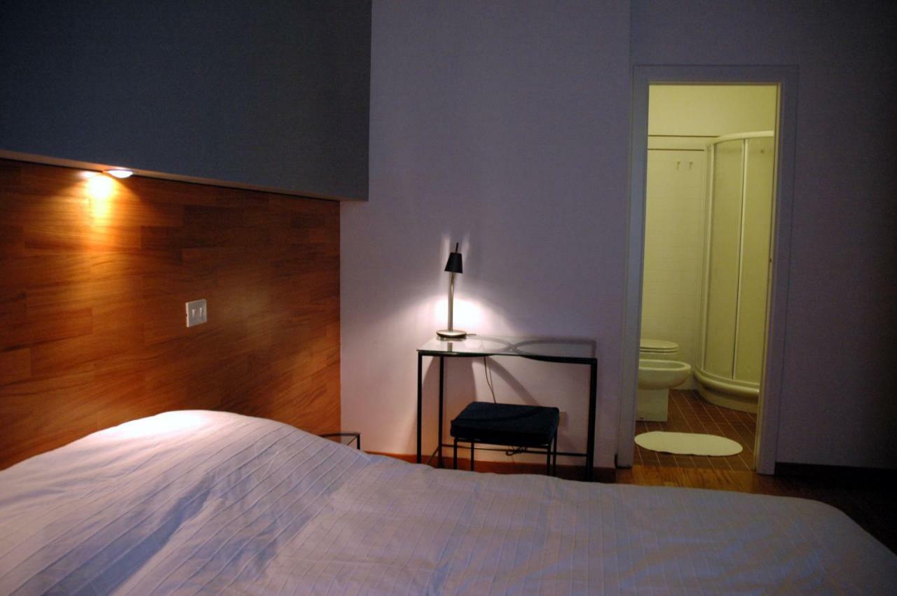 Pensión Bed And Business *
