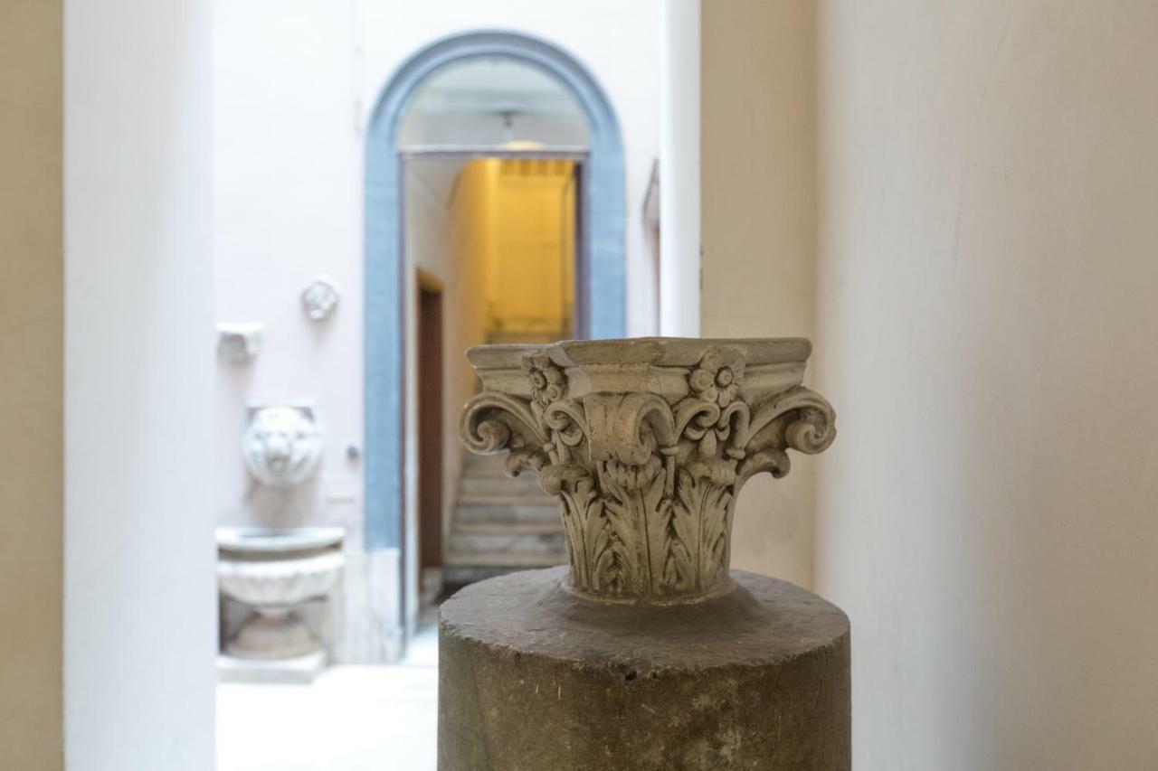 Leilighet Quiet Pied A Terre With Terrace In Borgo Pio Roma