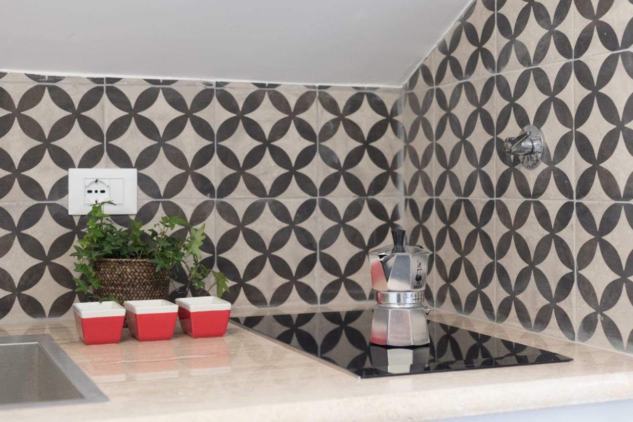 Leilighet Quiet Pied A Terre With Terrace In Borgo Pio *