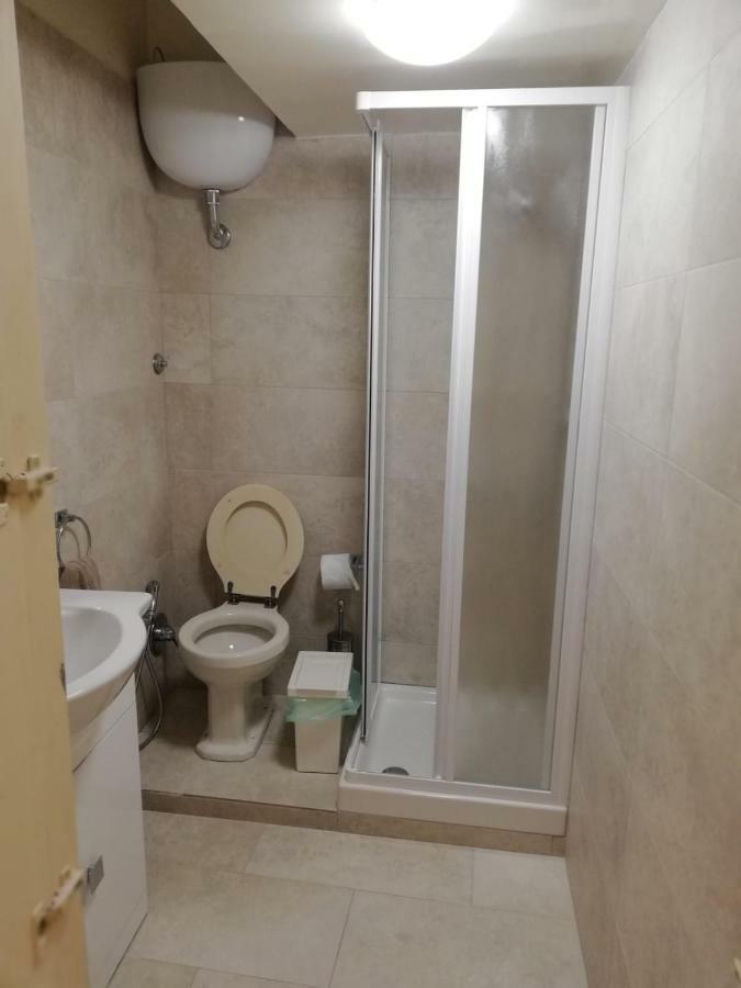 Navona Private Guest house