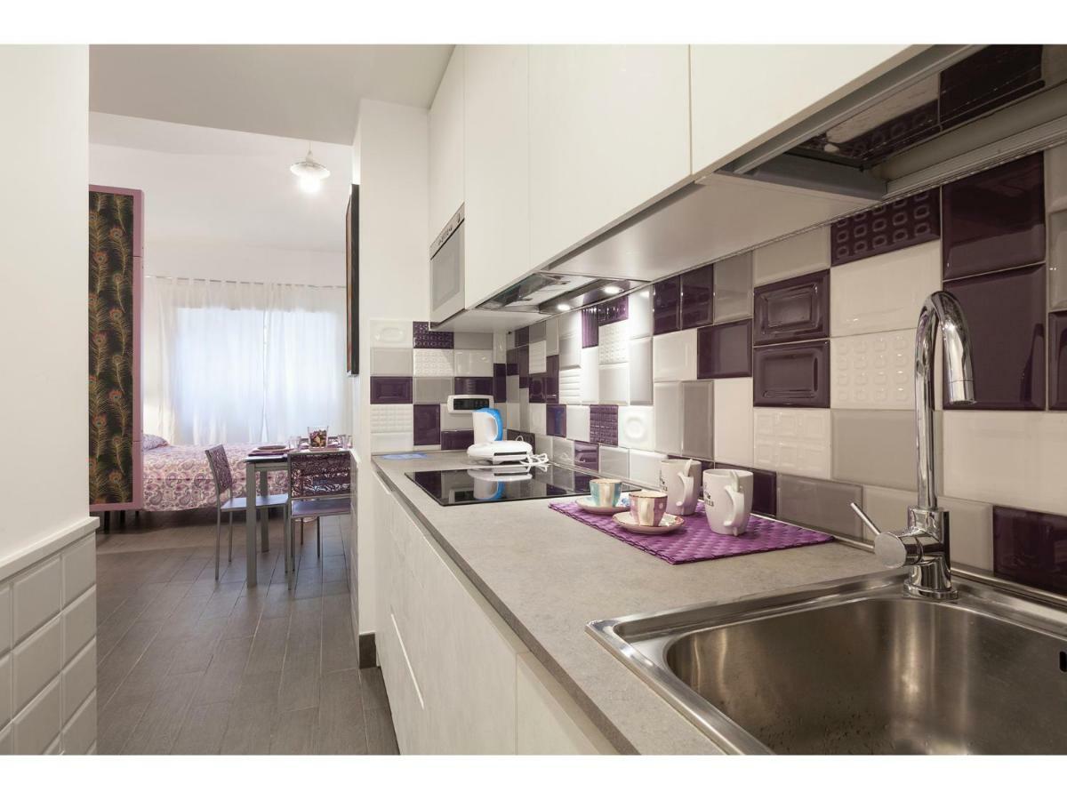 My Purple Apartment In The Center Of Rome * Roma