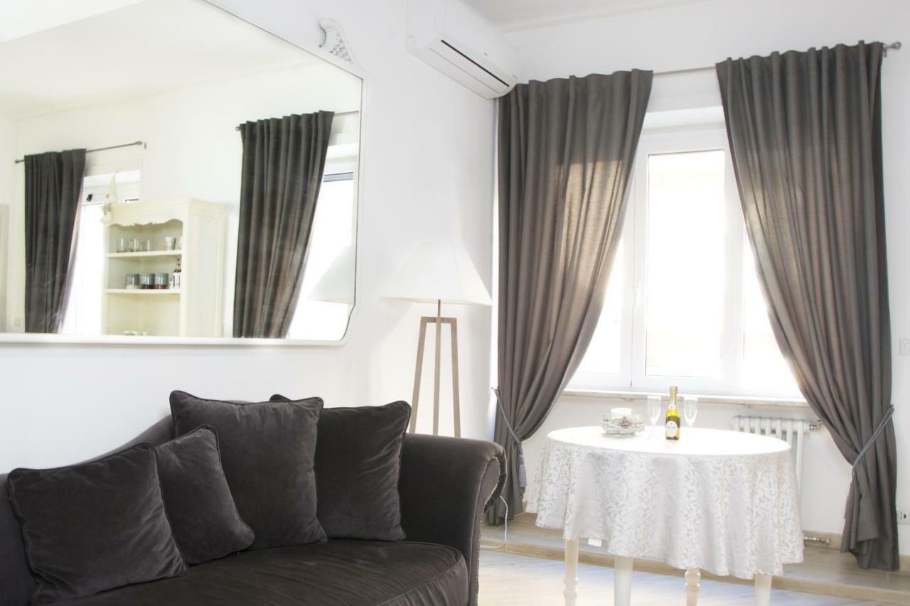 Apartment Gens Claudia, Vatican Luxury