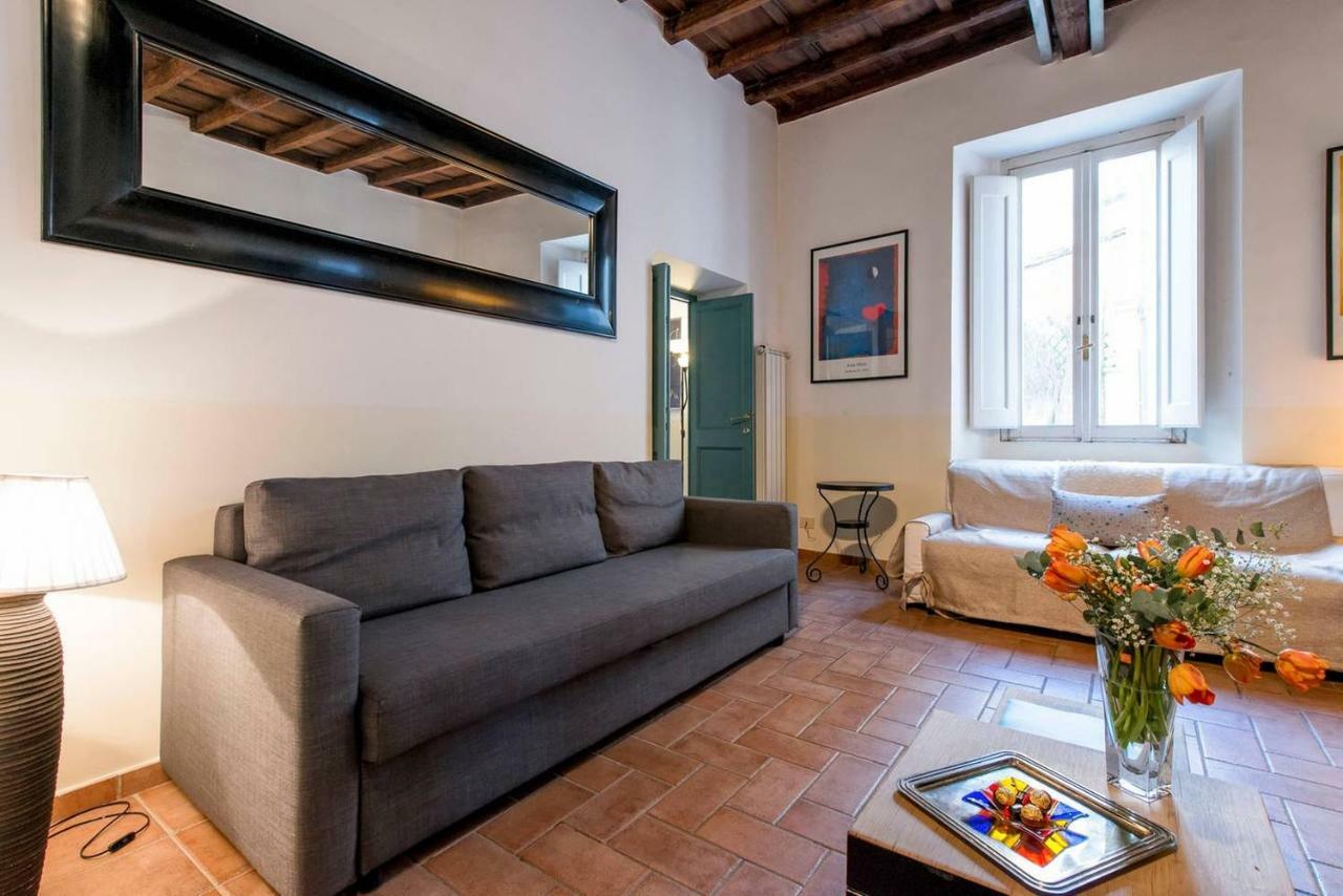 Domus Florea Apartment