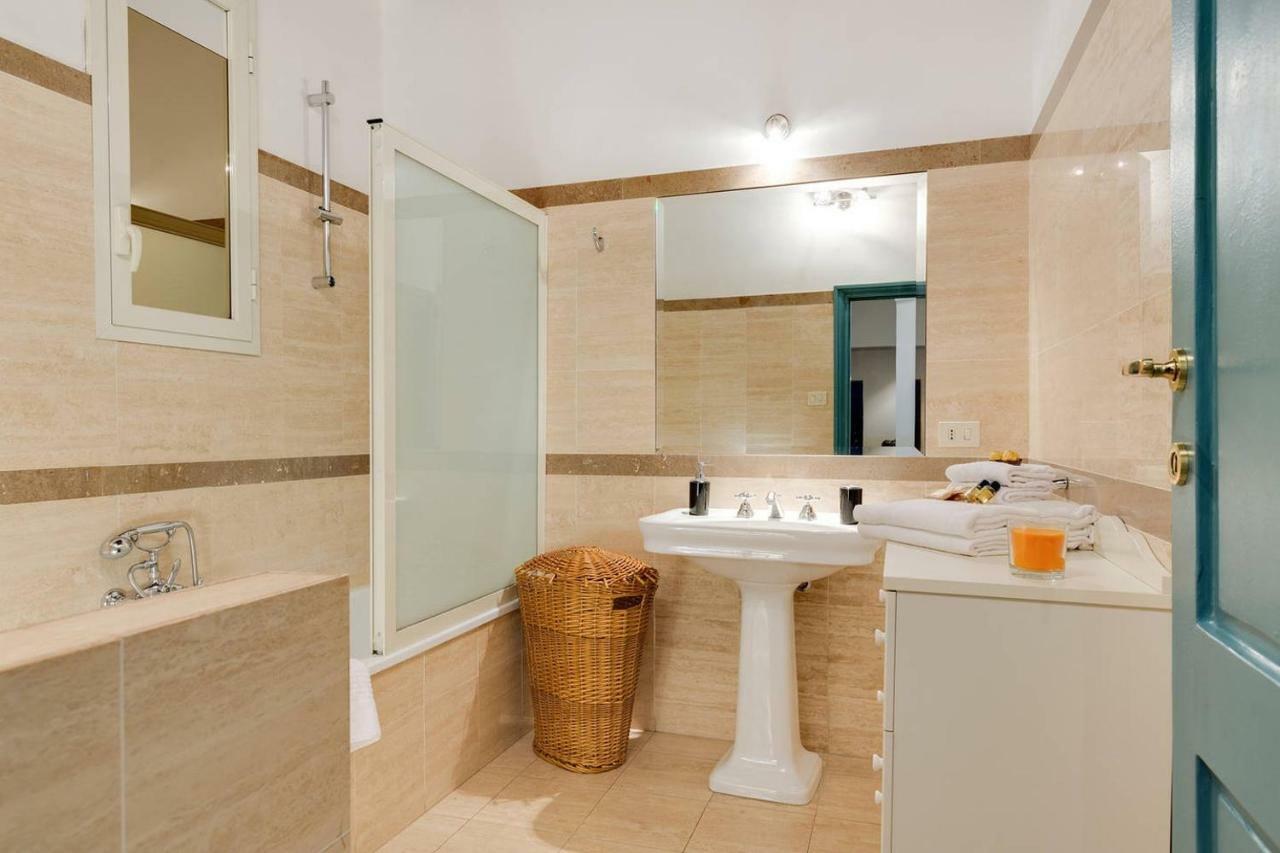 Apartment Domus Florea Rom