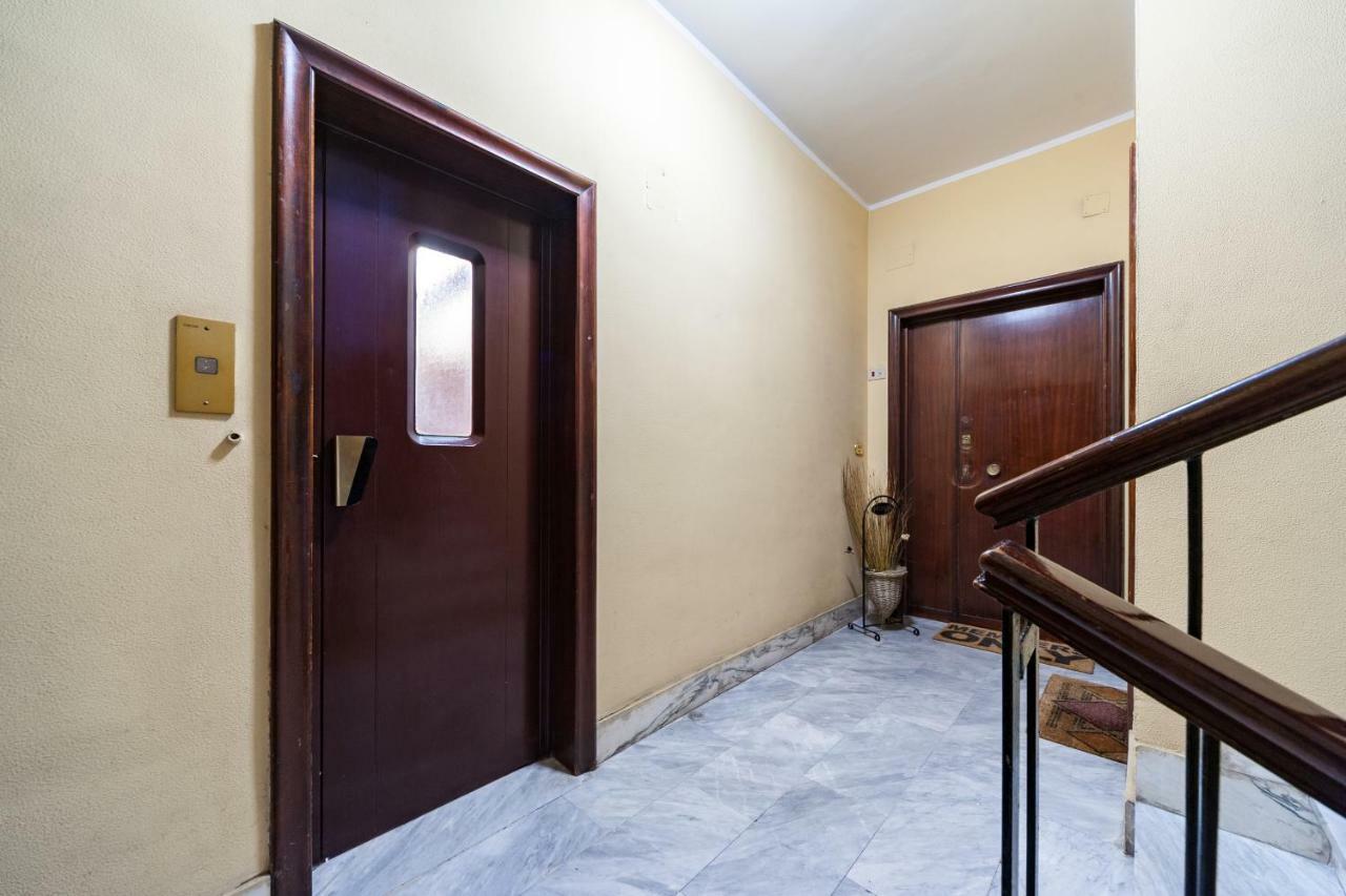Privato A Marconi *