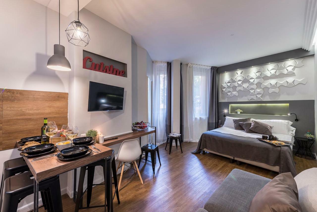 Guest house Z-archsuites 3*