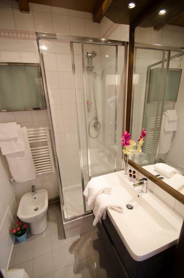 Barberini Luxury Pensión Roma