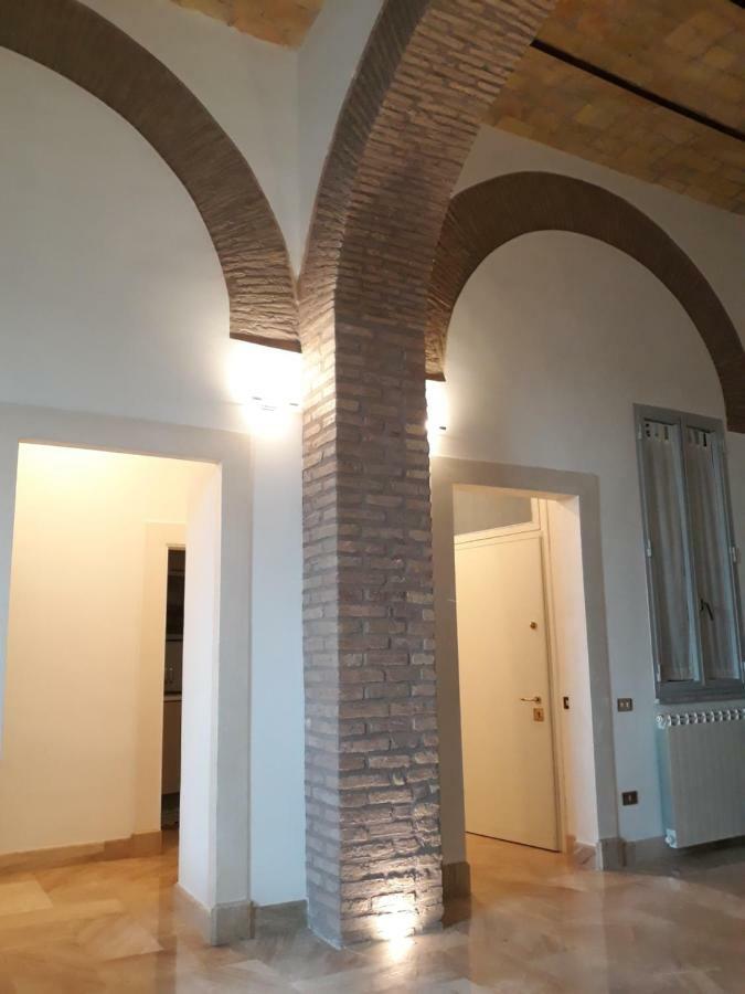 Foro Romano Luxury 2 Apartamento