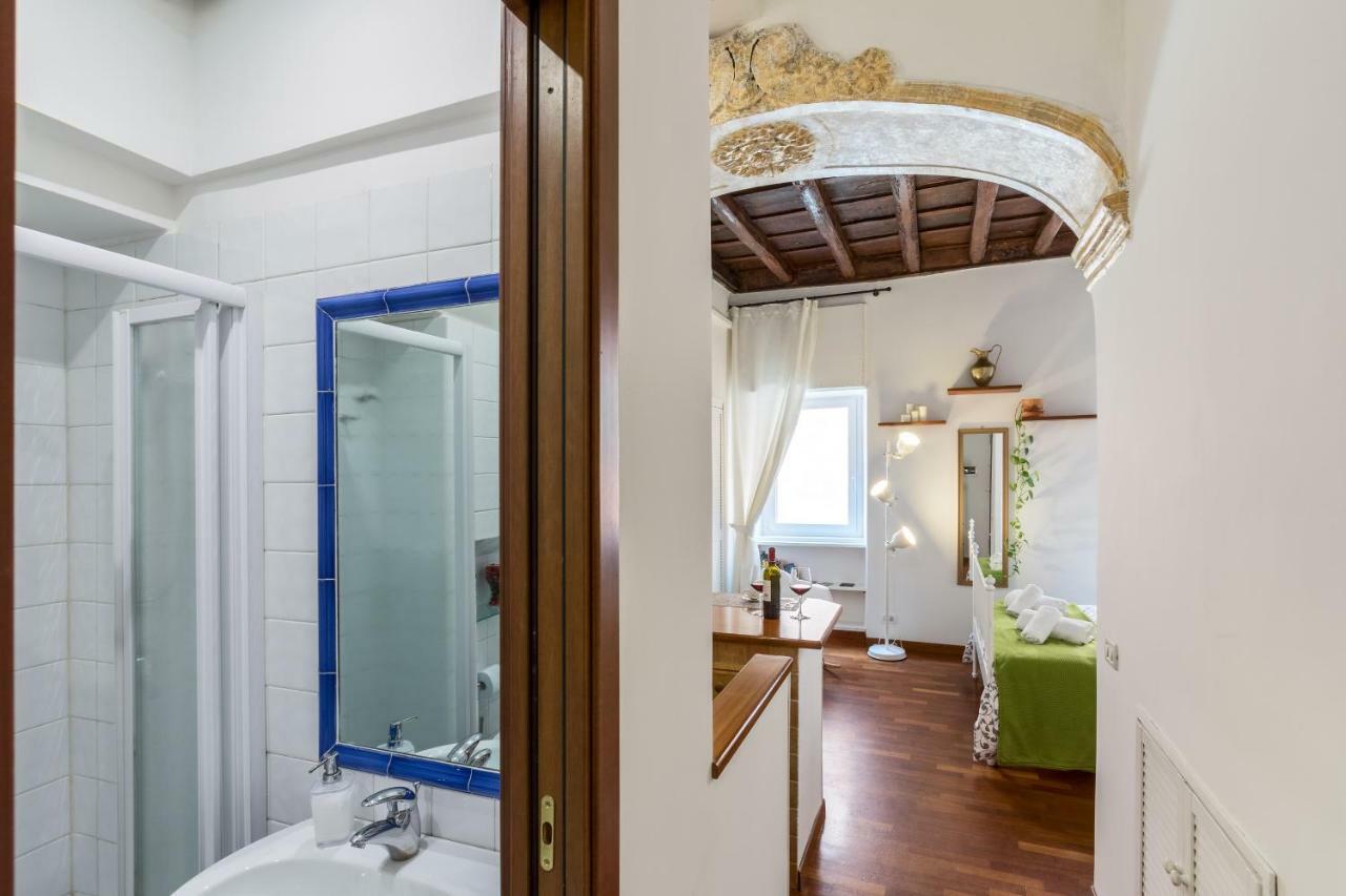 Feriehus Enchanting Loft In Trastevere