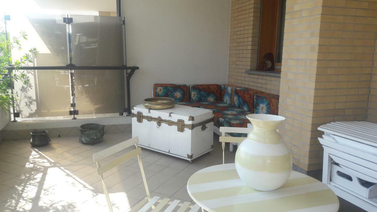 Via Borghetto Di Vara 13 Apartamento *