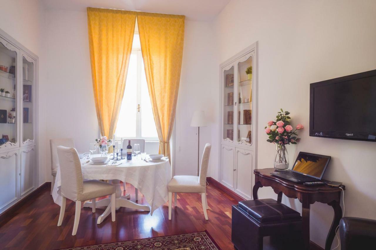Leonardo Navona Apartment
