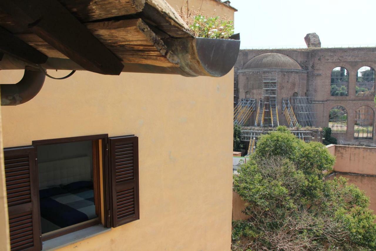 Attico Al Colosseo Con Vista * Roma