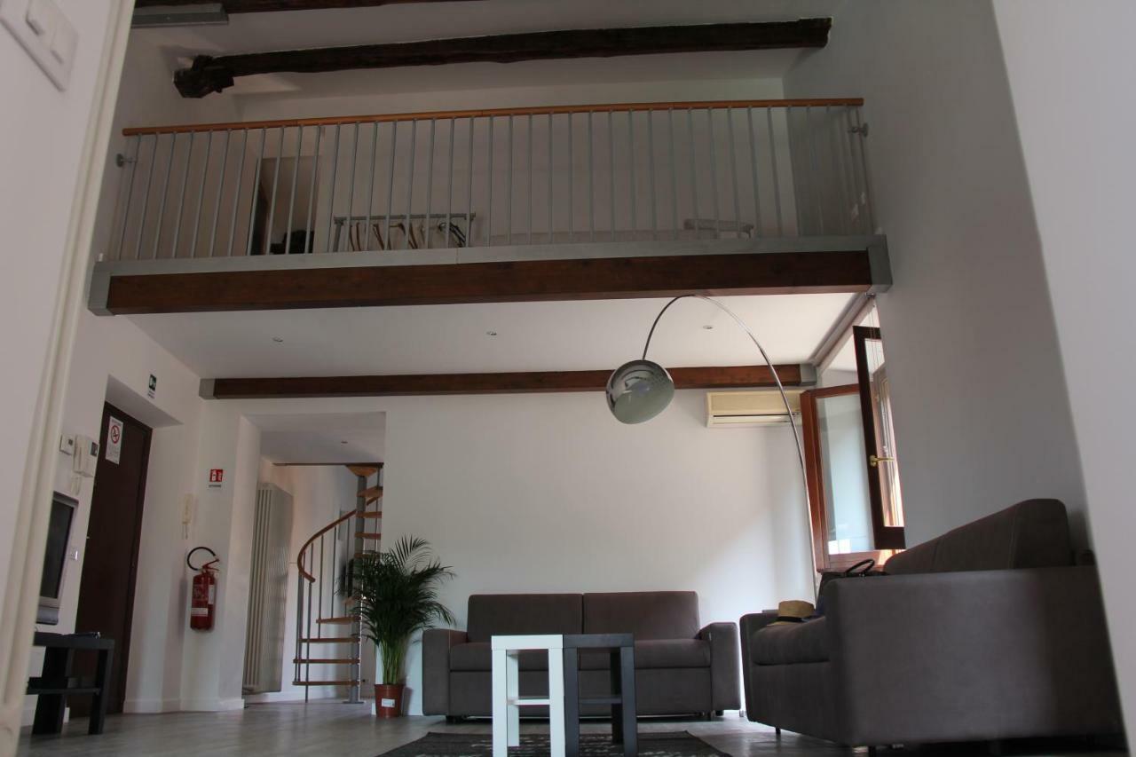 Attico Al Colosseo Con Vista Apartment Rom