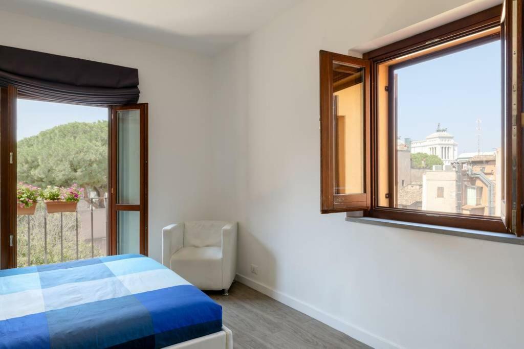 Apartment Attico Al Colosseo Con Vista