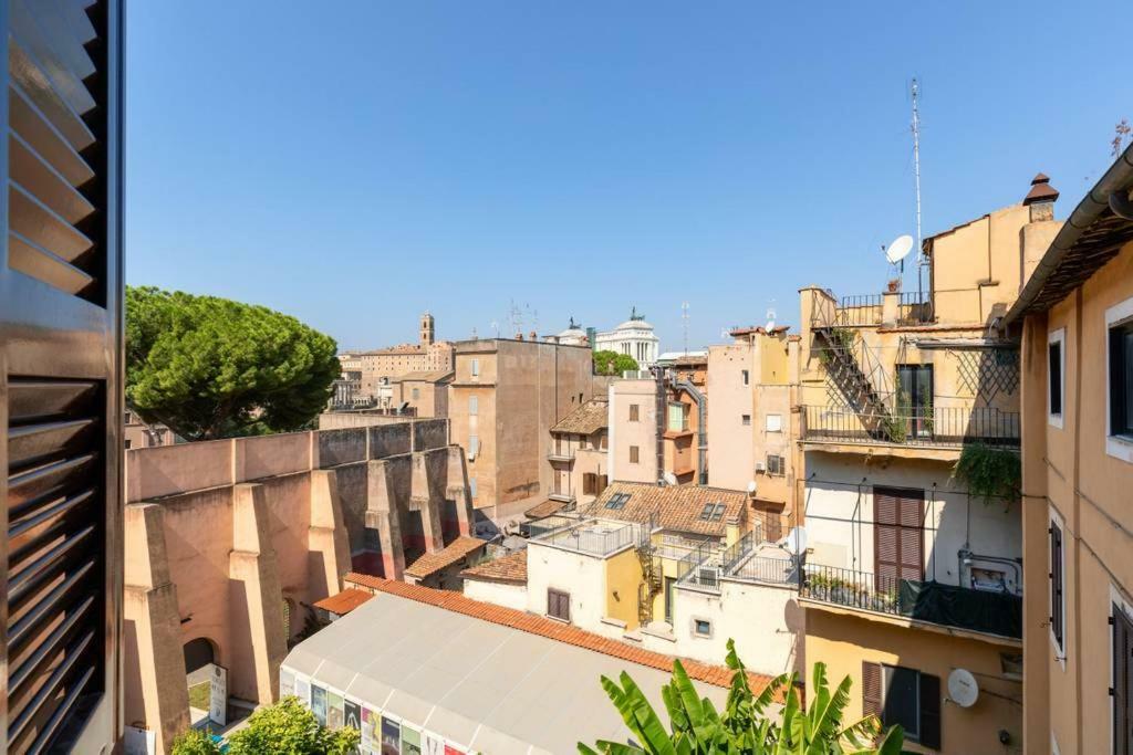 Appartamento Attico Al Colosseo Con Vista