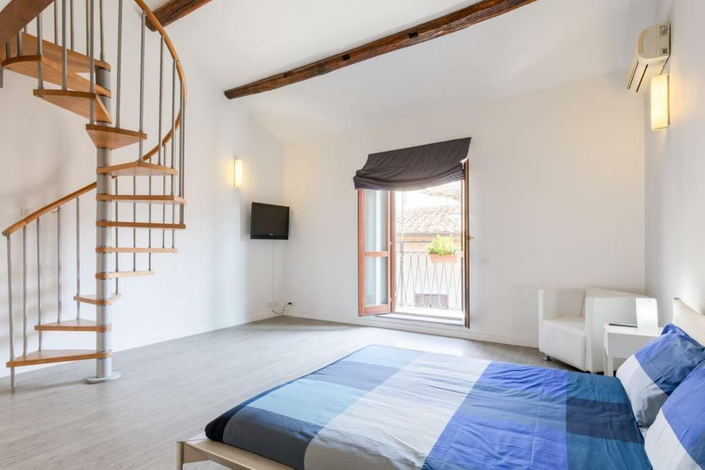 Apartment Attico Al Colosseo Con Vista Rom