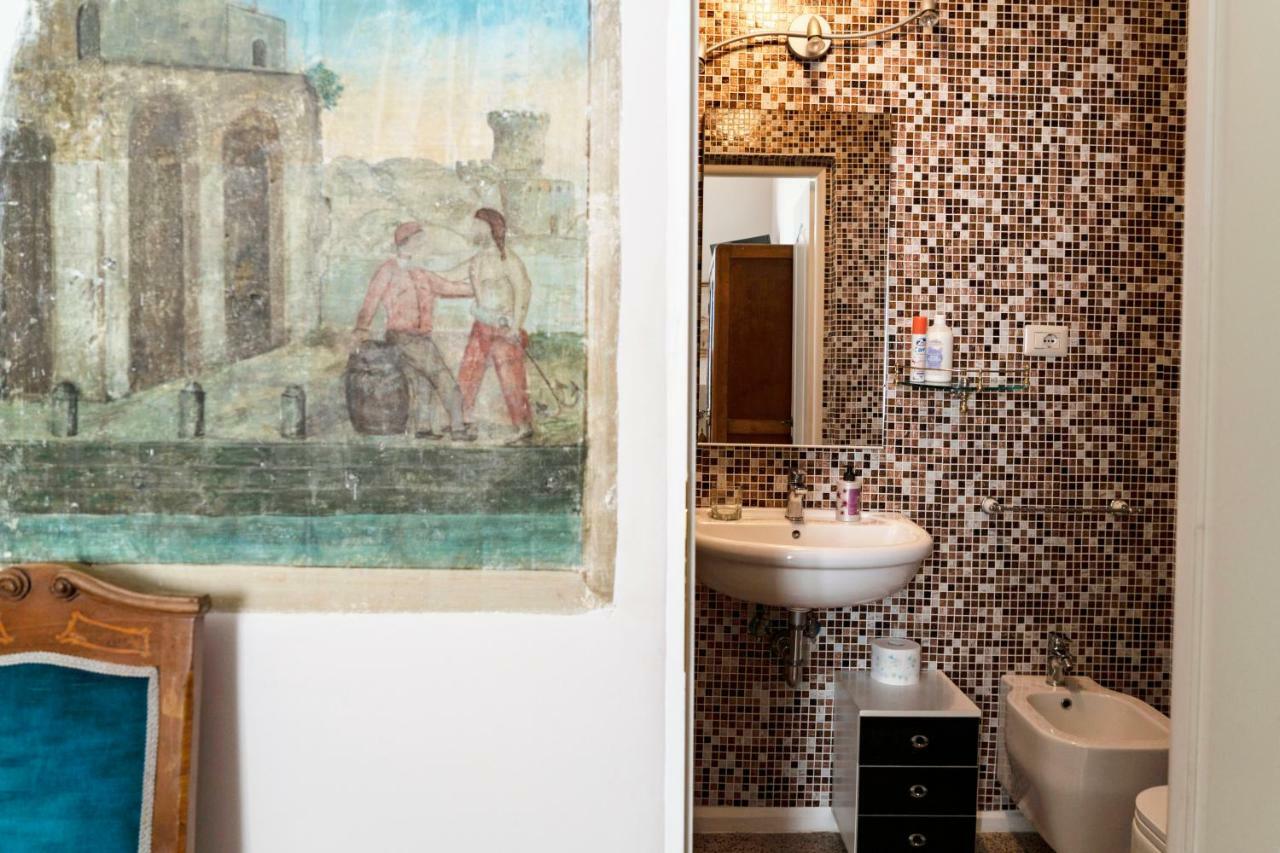 Dante's Hell Bed and breakfast Roma