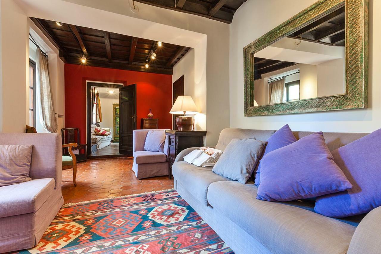 Charming Roman Holidays In Trastevere Apartment Rome