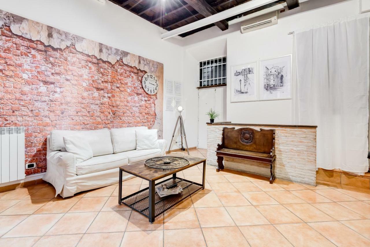 Loveromeapartments Campo De Fiori, Vatican Apartment