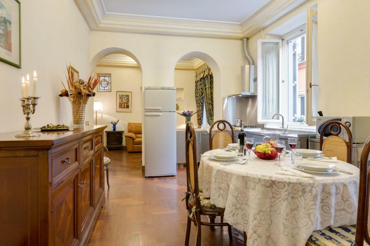 Vittoria Street Charming