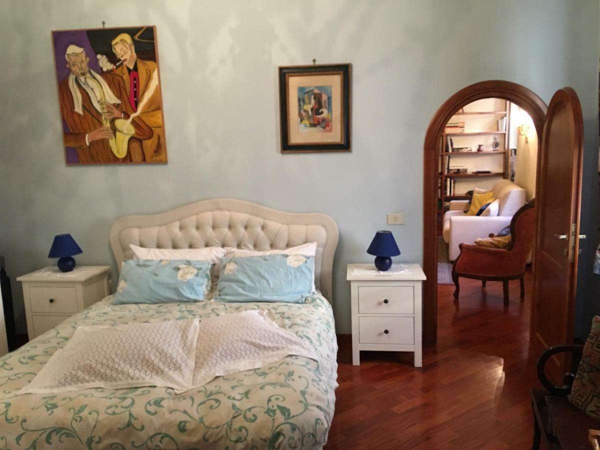 A Casa Di Zia Lola Apartment *