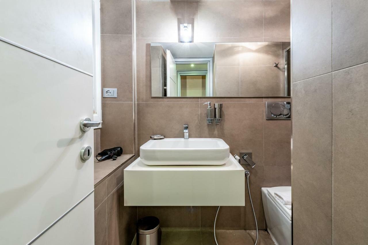 Irex Trevi Fountain Private * Rom