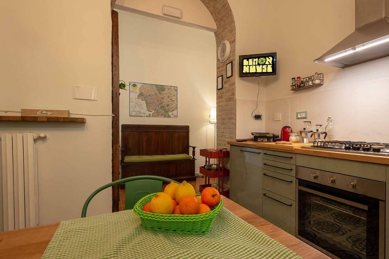 Lemon House