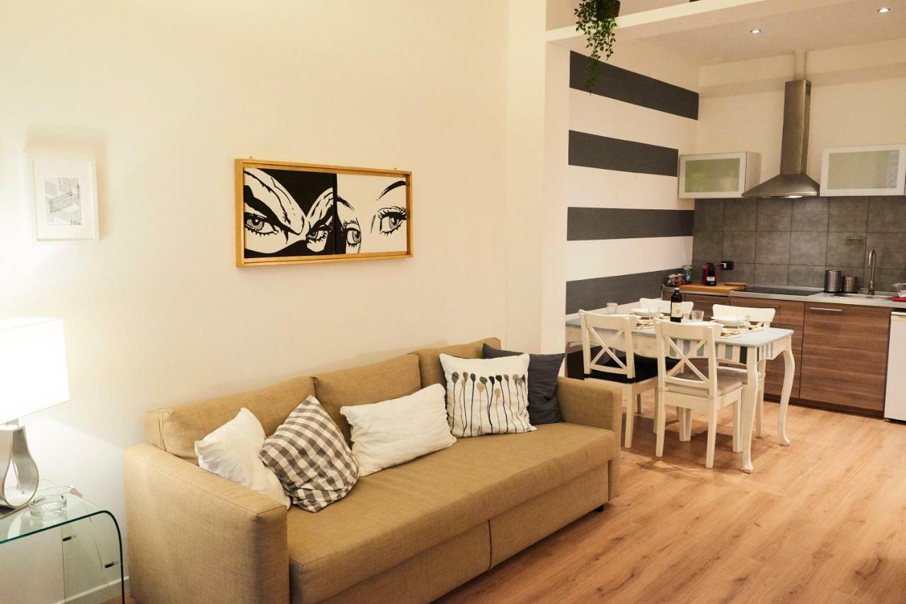 Apartment Pyramid House Rome