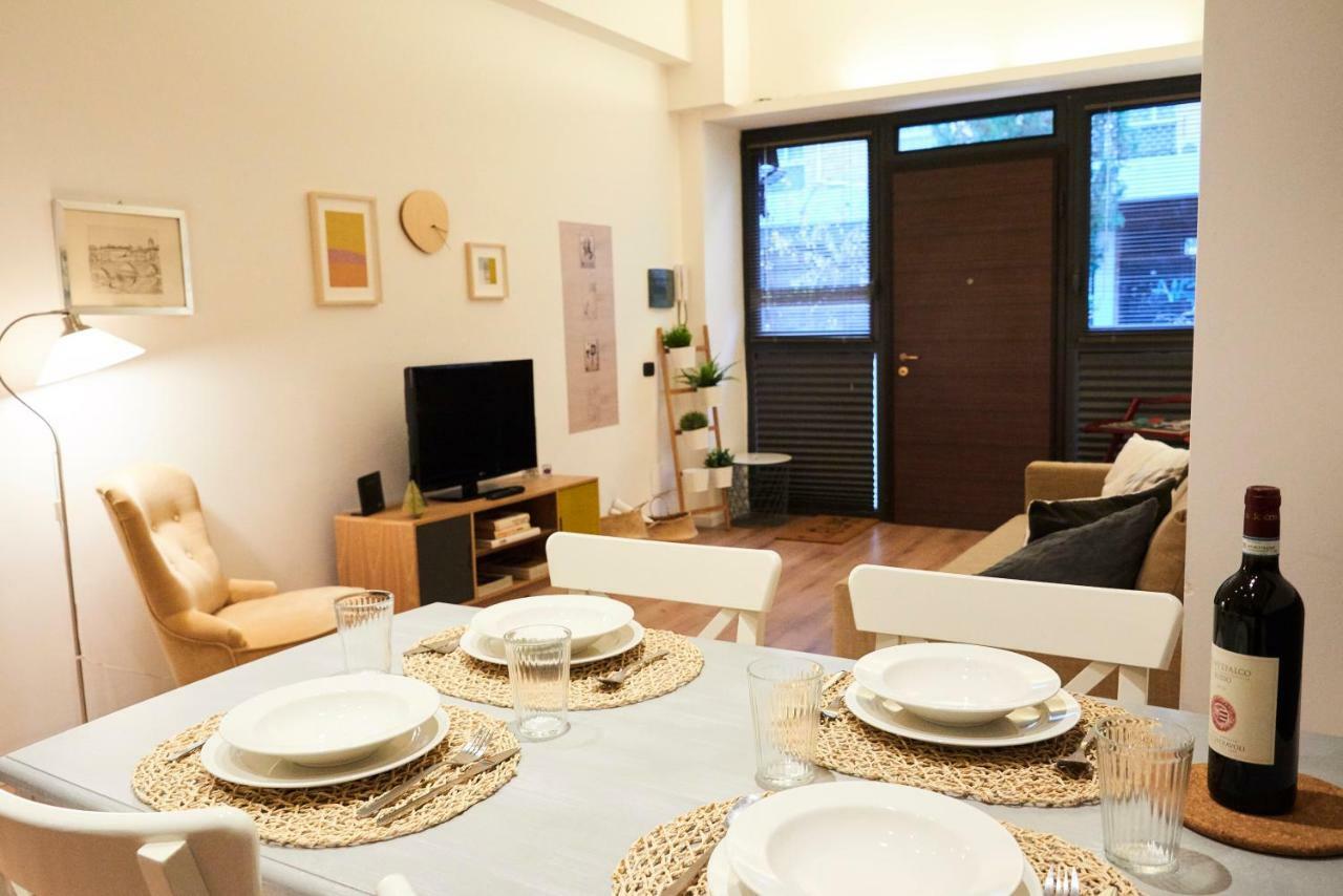Pyramid House Apartment Rome