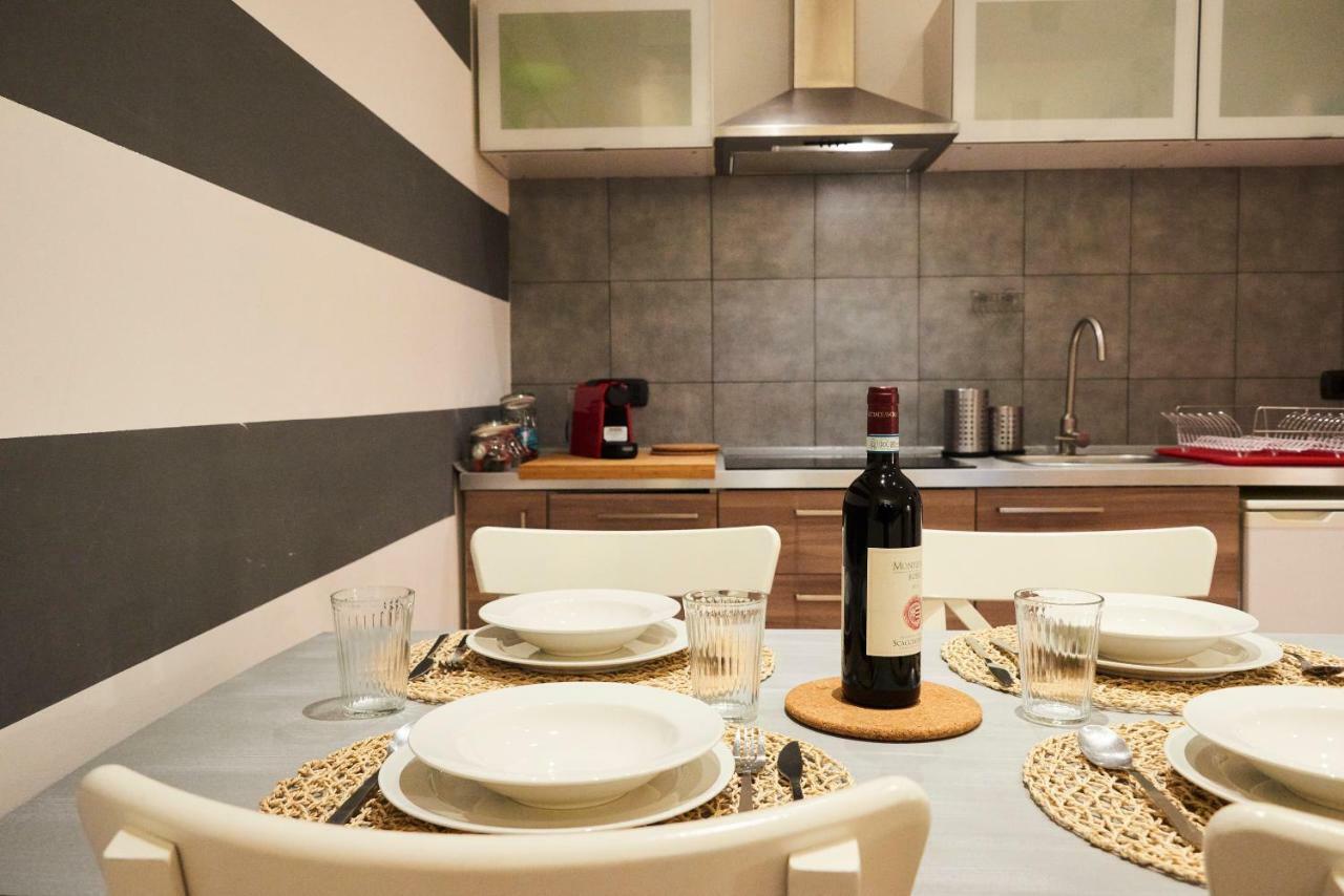 Pyramid House Apartment Rome