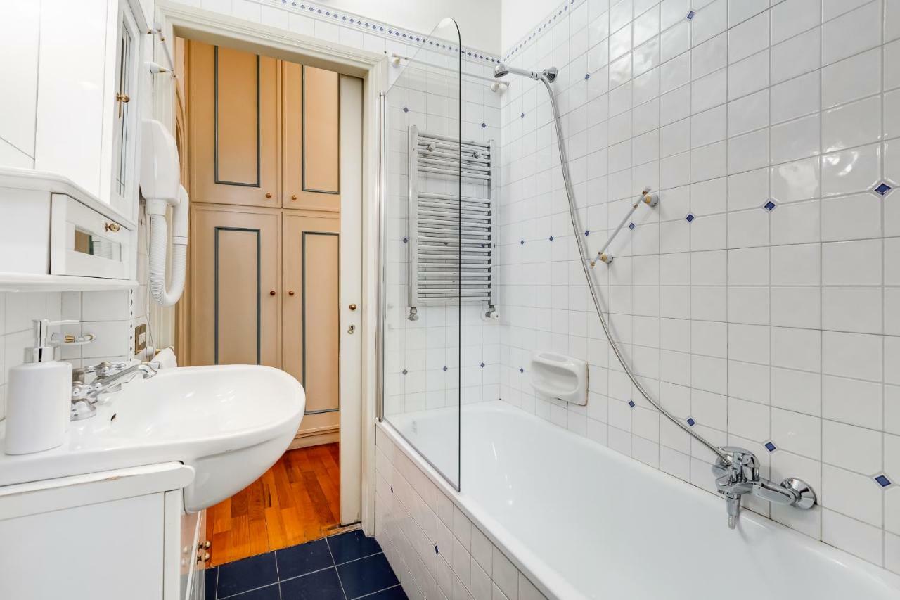Elegant Apartment Rome