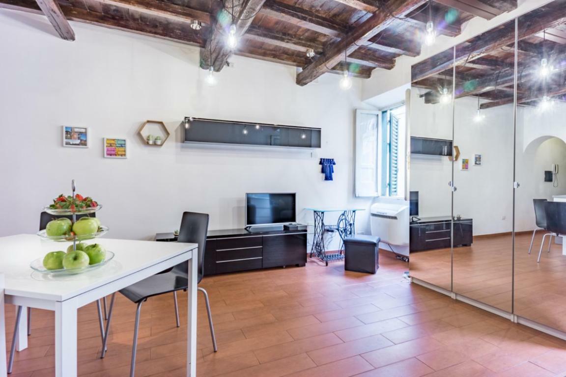 Apartamento Urbana Coliseum House