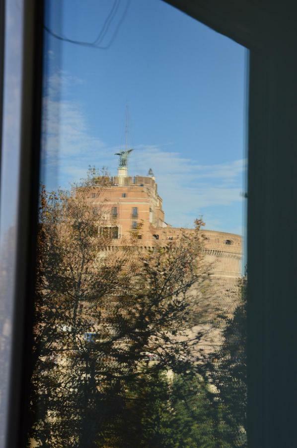 Appartamento Finestra Su Castel Sant'angelo