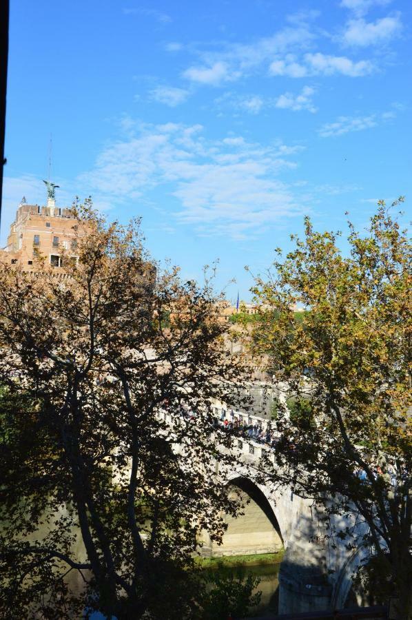 Finestra Su Castel Sant'angelo Roma
